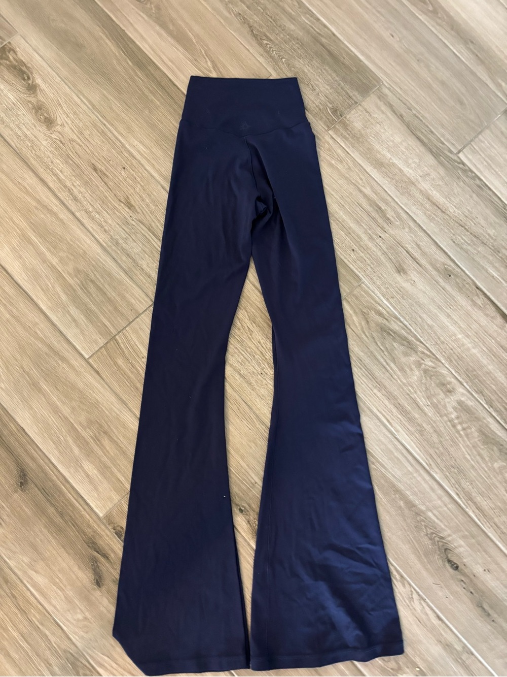aerie offline flare leggings - Picture 3 of 3